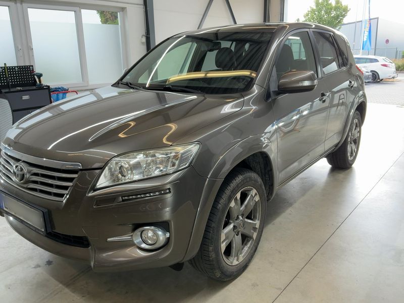 Toyota RAV 4 2.2 D-CAT Executive 2011 – снимка 1