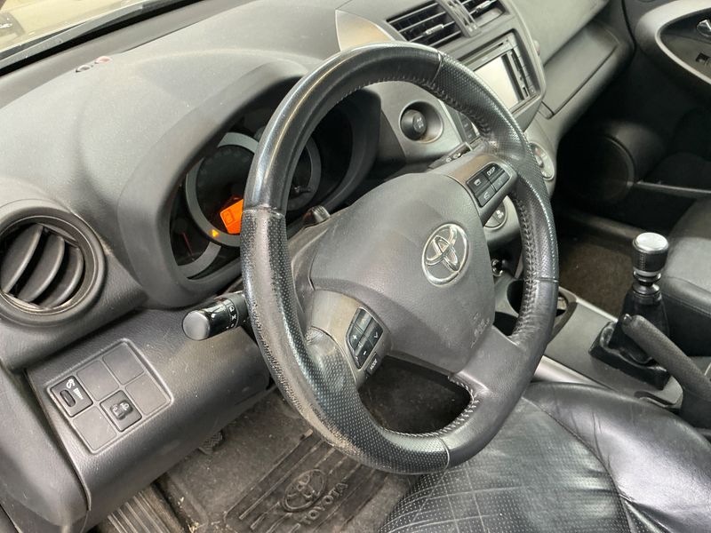 Toyota RAV 4 2.2 D-CAT Executive 2011 – снимка 38