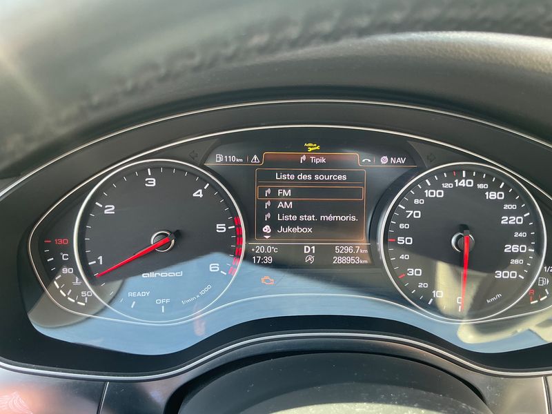 Audi A6 Allroad 3.0 V6 TDI — zdjęcie 13