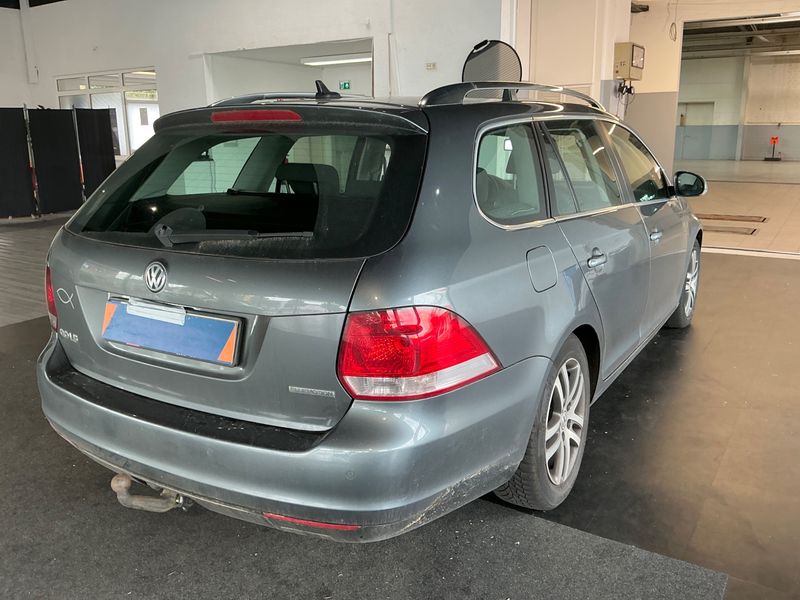 Volkswagen Golf V 1.9 TDI Sportline BlueMotion Tech — zdjęcie 2