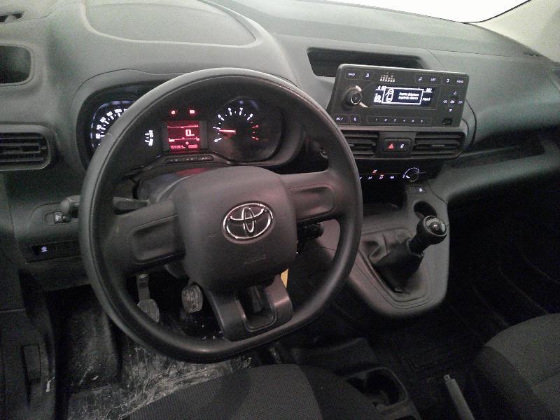 Toyota ProAce City 1.5 D-4D Combi L1 GX