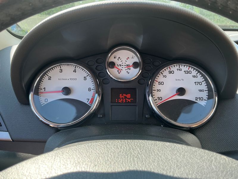 Peugeot 207 1.6 Platinum — zdjęcie 4