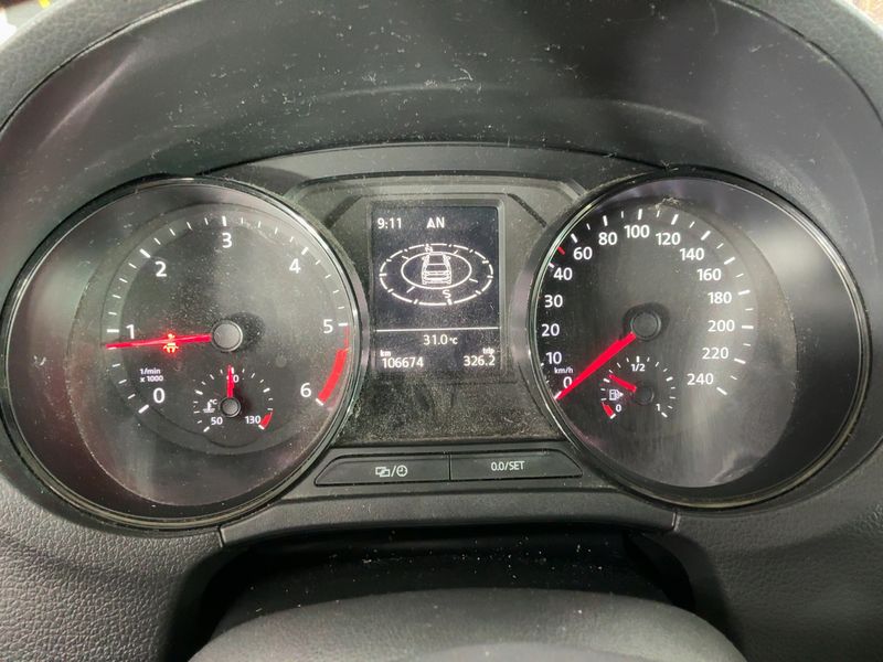 Volkswagen Polo 1.4 TDI Trendline BlueMotion Tech 2015 – снимка 18