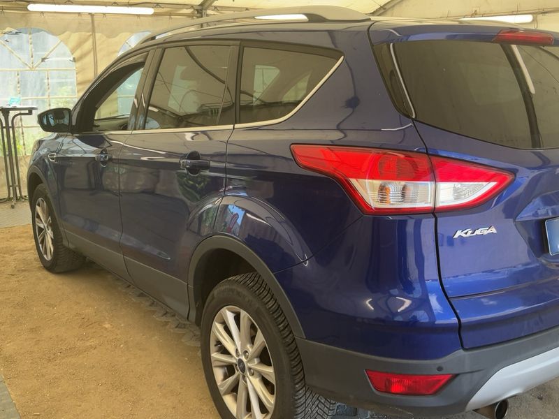 Ford Kuga 1.5 EcoBoost Titanium 2016 – снимка 6