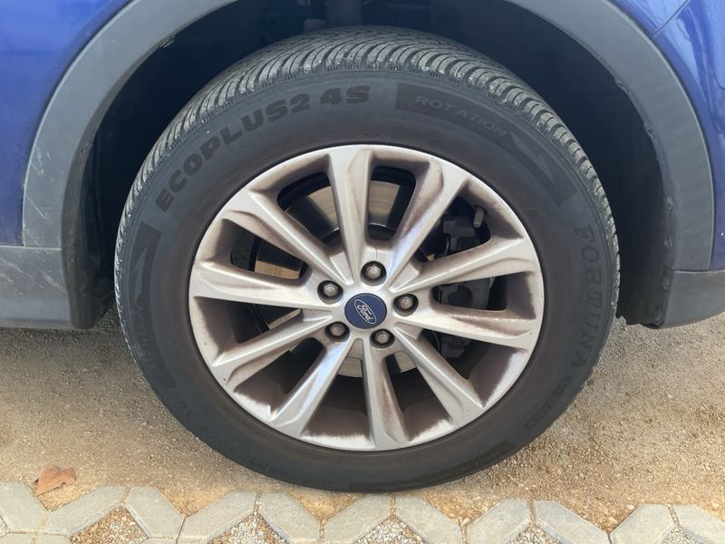 Ford Kuga 1.5 EcoBoost Titanium 2016 – снимка 11