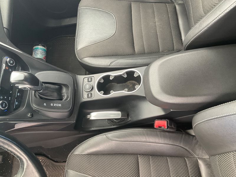 Ford Kuga 1.5 EcoBoost Titanium 2016 – снимка 25
