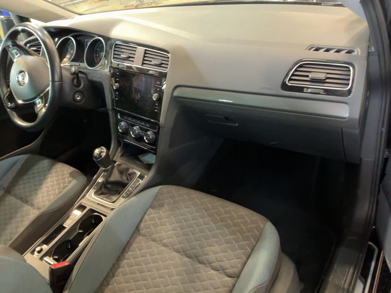 Volkswagen Golf VII 1.0 TSI IQ.DRIVE — zdjęcie 12