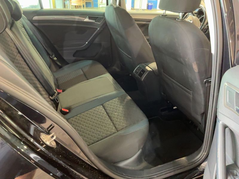 Volkswagen Golf VII 1.0 TSI IQ.DRIVE — zdjęcie 14