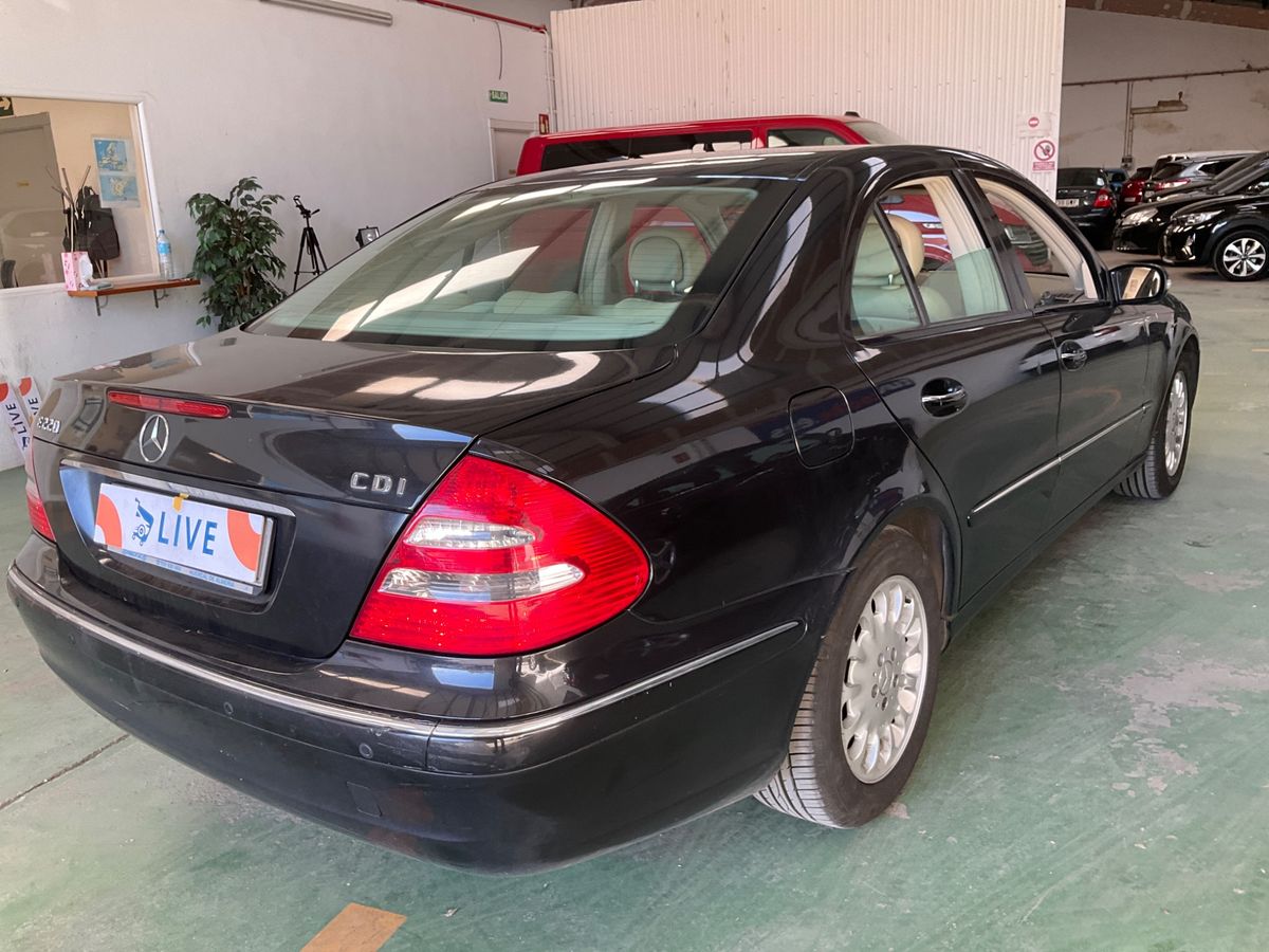 Mercedes-Benz E-Klasse E 220 CDI Elegance