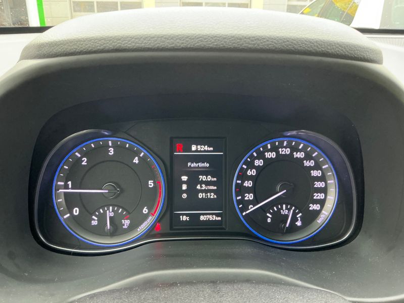 Hyundai Kona 1.6 CRDi LEVEL 5 4WD — zdjęcie 13