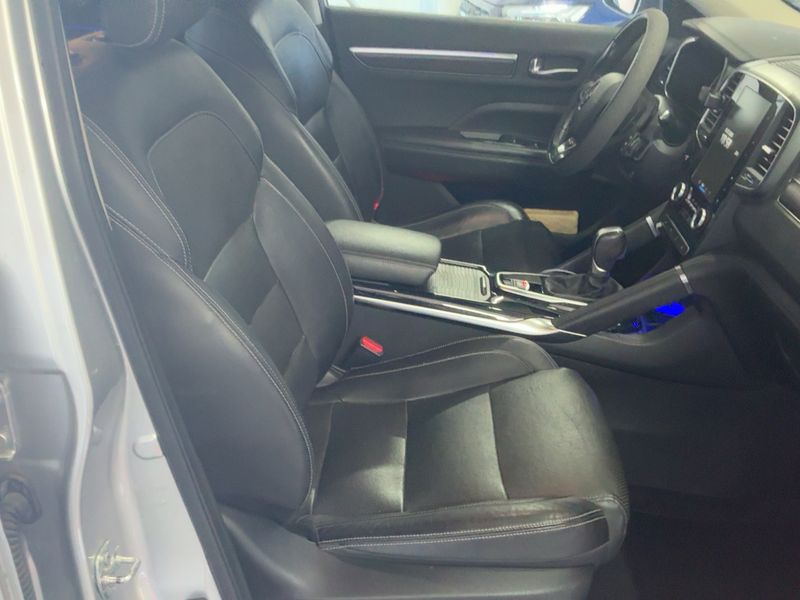 Renault Koleos 2.0 dCi Energy Intens 4x4 — zdjęcie 11