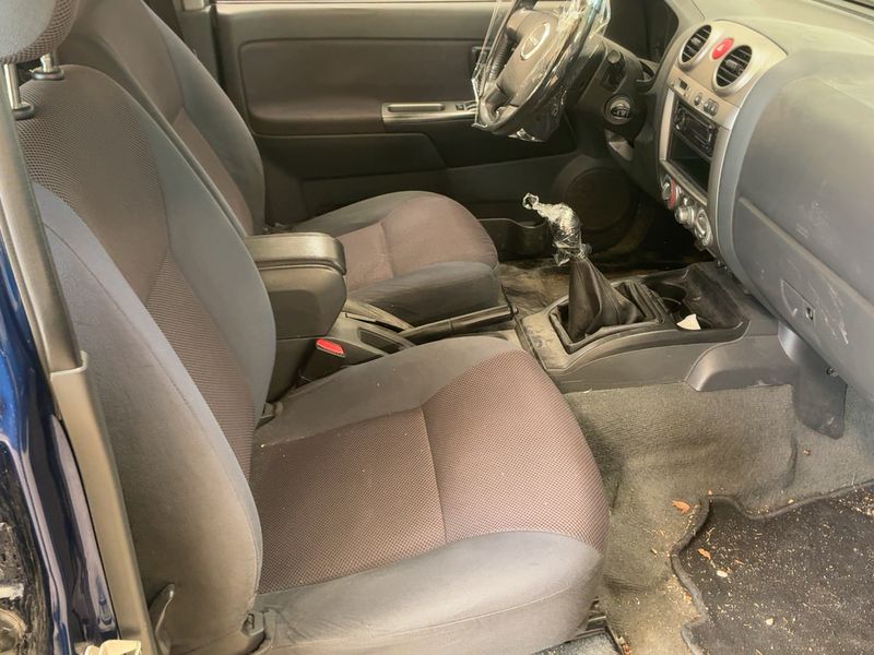 Isuzu D-MAX 2.5 Turbodiesel Double Cab Basis 4WD — zdjęcie 11