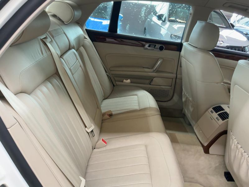 Volkswagen Phaeton 3.0 V6 TDI 4Motion — zdjęcie 14
