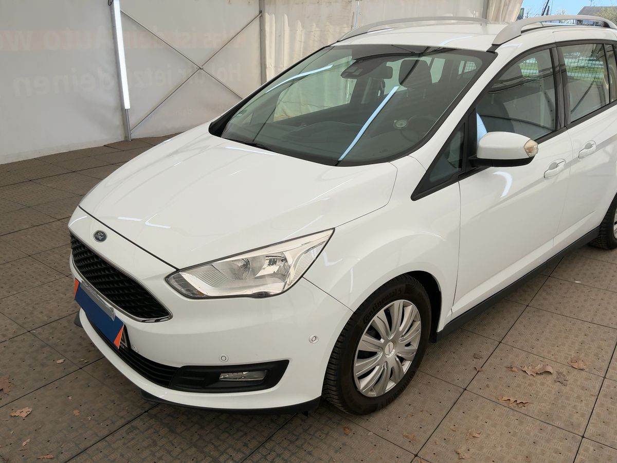 Ford Grand 2017 — photo 1