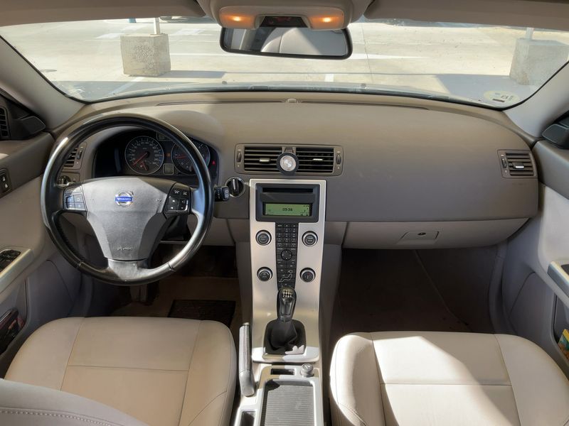 Volvo V50 2.0 D4 Momentum — zdjęcie 12