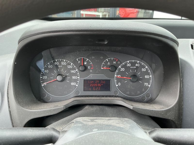 Fiat Qubo 1.3 JTD Dynamic — zdjęcie 4