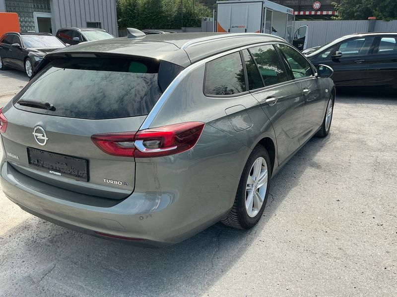 Opel Insignia Sports Tourer 2.0 CDTI Dynamic — zdjęcie 6