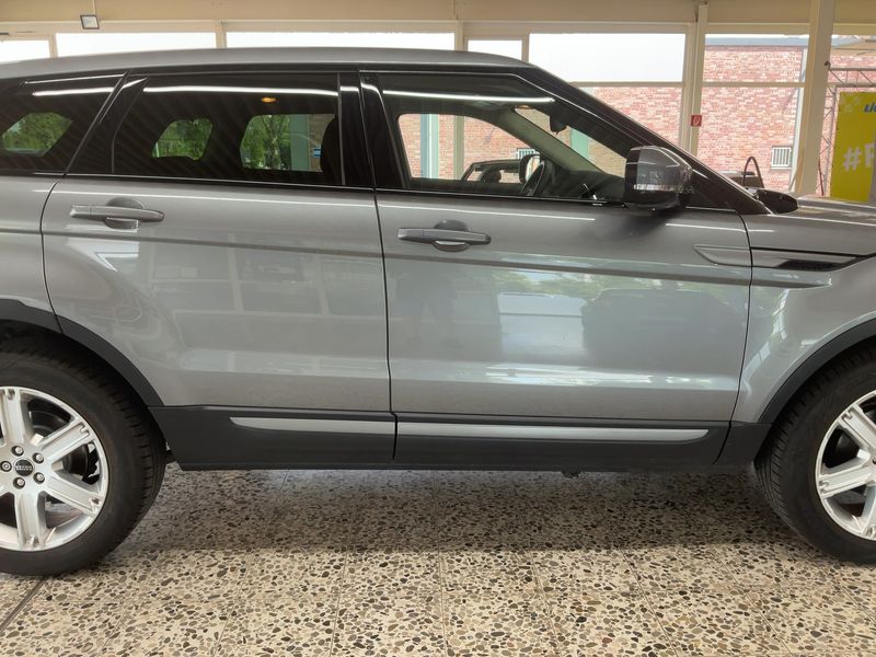 Land Rover Evoque 2.2 Td4 Pure 2012 – снимка 10