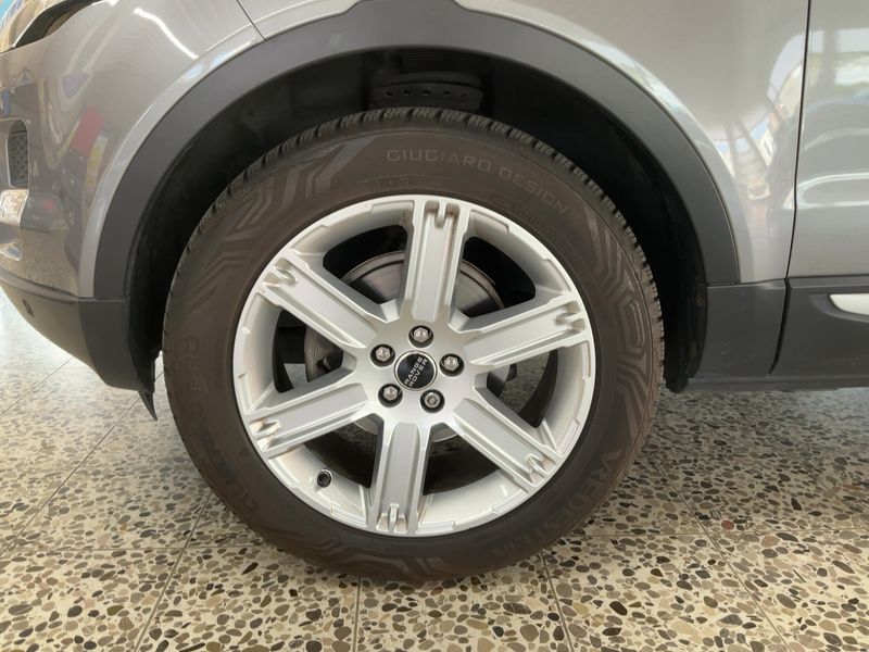 Land Rover Evoque 2.2 Td4 Pure 2012 – снимка 3