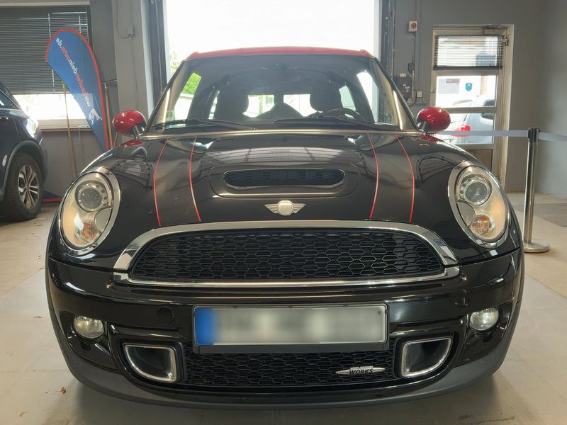 MINI Clubman John Cooper Works — zdjęcie 9