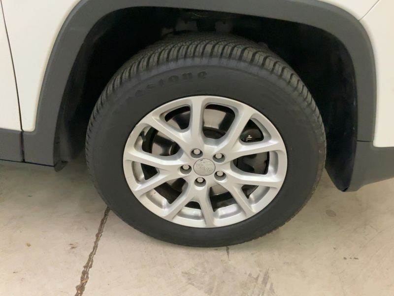 Jeep Cherokee 2.0 M-Jet Longitude 4WD 2015 – снимка 11