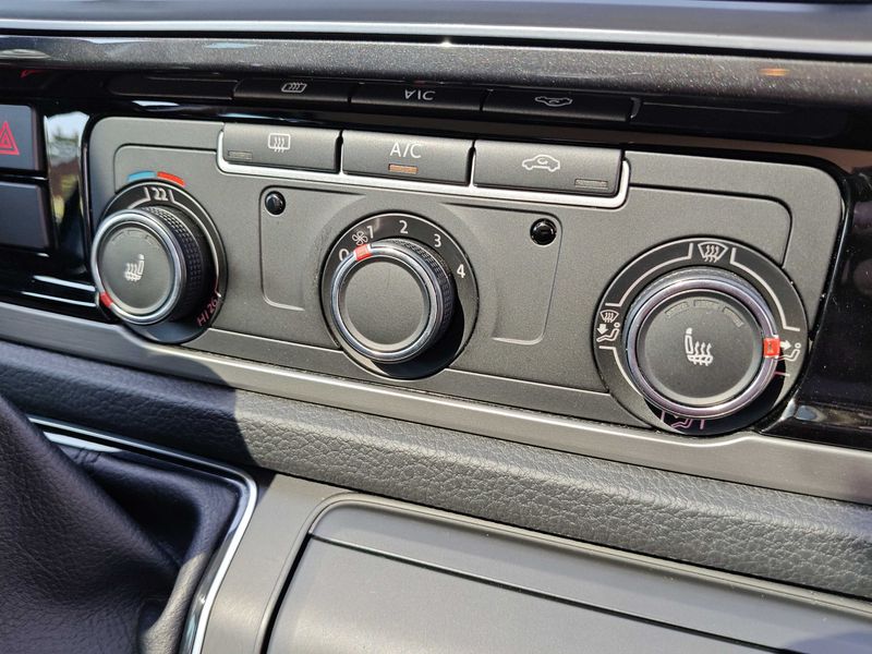 Volkswagen T6 Kombi 2.0 TDI lang — zdjęcie 16