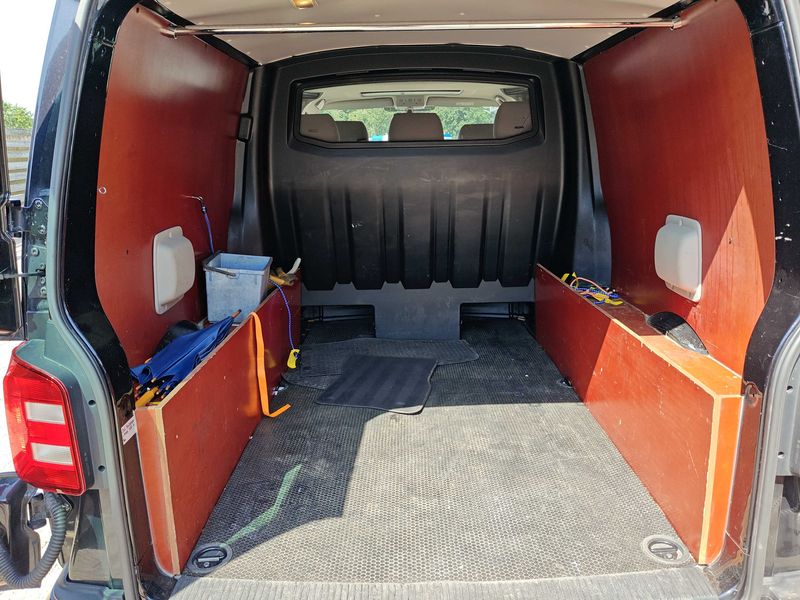 Volkswagen T6 Kombi 2.0 TDI lang — zdjęcie 9