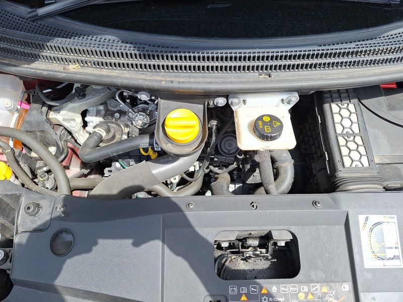 Renault Grand Scenic 1.3 TCe Limited — zdjęcie 8