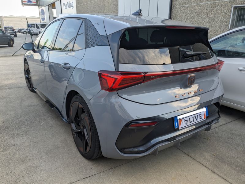 Cupra Born electric drive 150 kW — zdjęcie 3