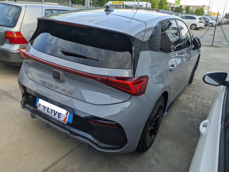 Cupra Born electric drive 150 kW — zdjęcie 5