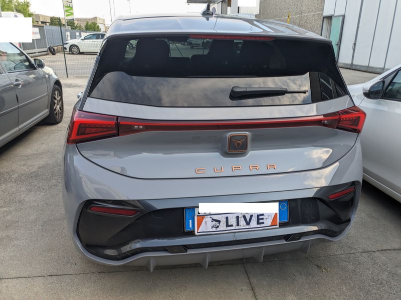 Cupra Born electric drive 150 kW — zdjęcie 4