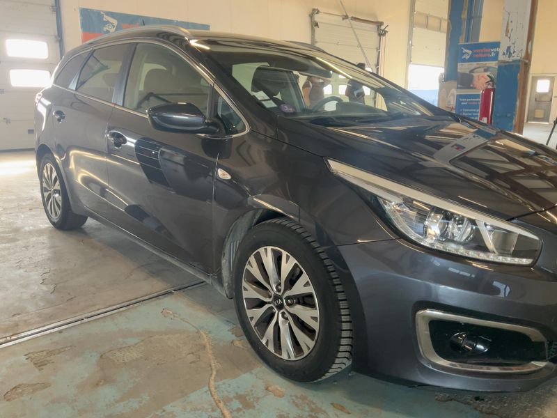 Kia cee'd 1.0 TGDI Active 2017 – снимка 12