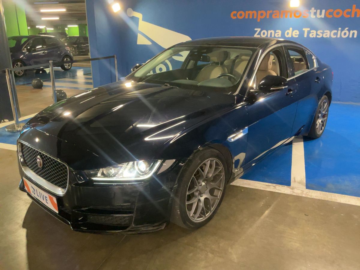 Jaguar XE 2015