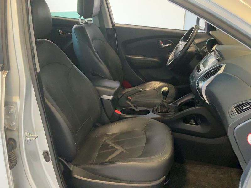 Hyundai ix35 2.0 CRDi Premium AWD 2012 – снимка 16