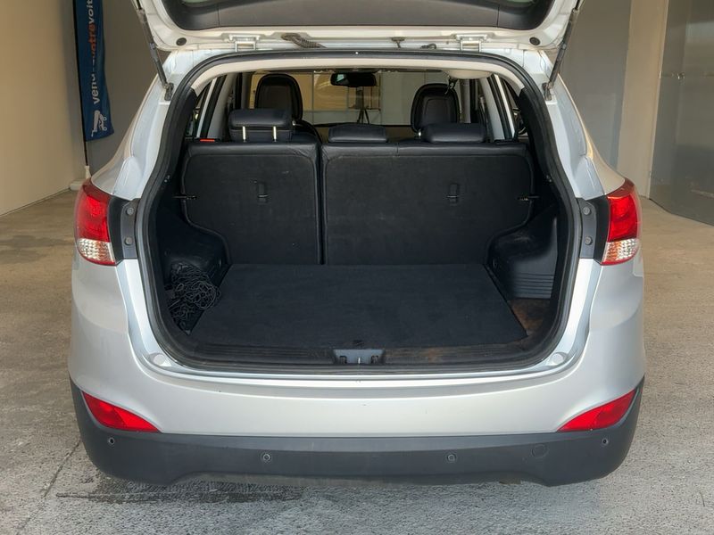 Hyundai ix35 2.0 CRDi Premium AWD 2012 – снимка 15