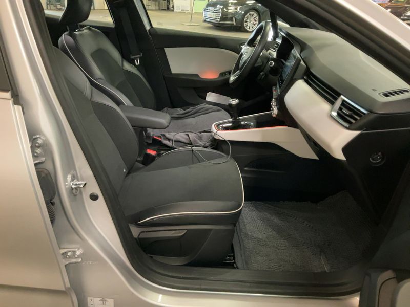 Renault Clio 1.0 TCe LPG Intens 2021 – снимка 16