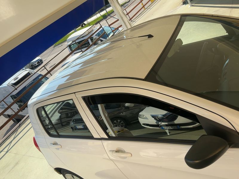 Suzuki Celerio 1.0 Avantage 2015 – снимка 13