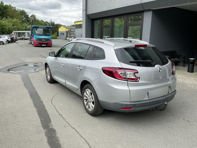 Renault Megane 1.5 dCi Limited — zdjęcie 3