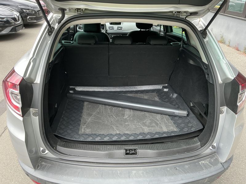 Renault Megane 1.5 dCi Limited — zdjęcie 10