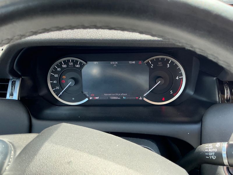 Land Rover Discovery Sport D150 FWD — zdjęcie 13