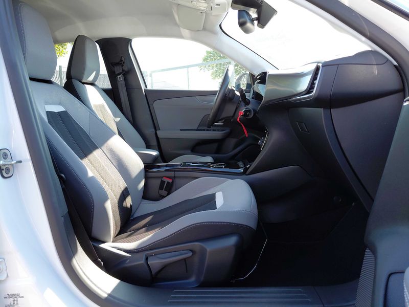 Opel Mokka X 1.2 Turbo Elegance — zdjęcie 10