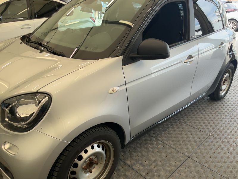 Smart forfour 0.9 Turbo Basis passion — zdjęcie 2