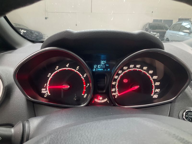 Ford Fiesta 1.6 EcoBoost ST — zdjęcie 13