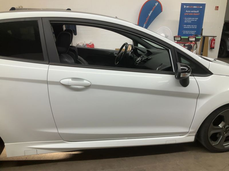 Ford Fiesta 1.6 EcoBoost ST — zdjęcie 7