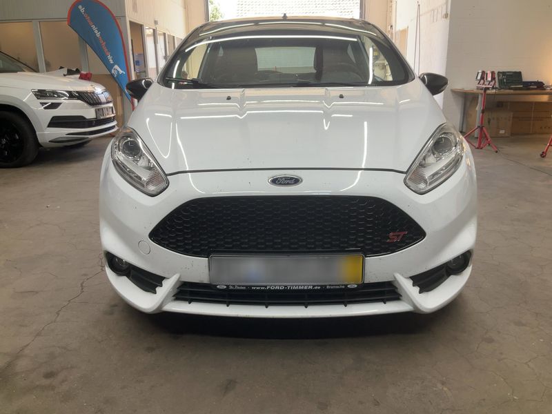 Ford Fiesta 1.6 EcoBoost ST — zdjęcie 9