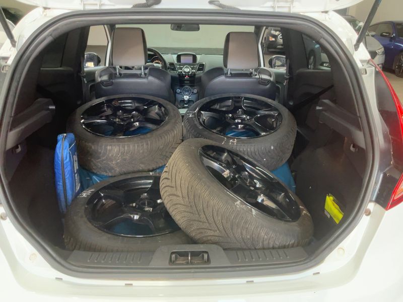 Ford Fiesta 1.6 EcoBoost ST — zdjęcie 10