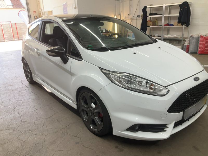 Ford Fiesta 1.6 EcoBoost ST — zdjęcie 8
