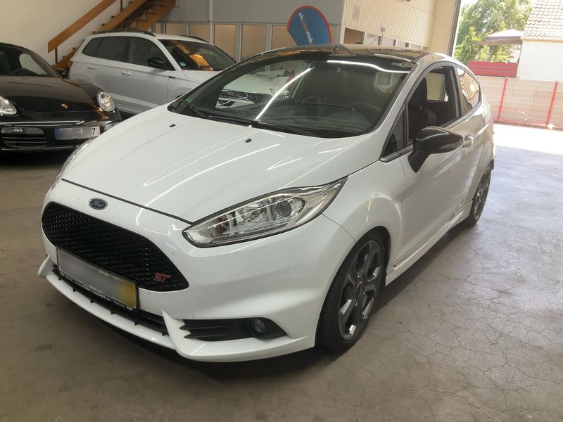 Ford Fiesta 1.6 EcoBoost ST