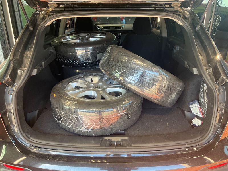 Nissan Qashqai 1.3 DIG-T N-Connecta 2020 – снимка 27