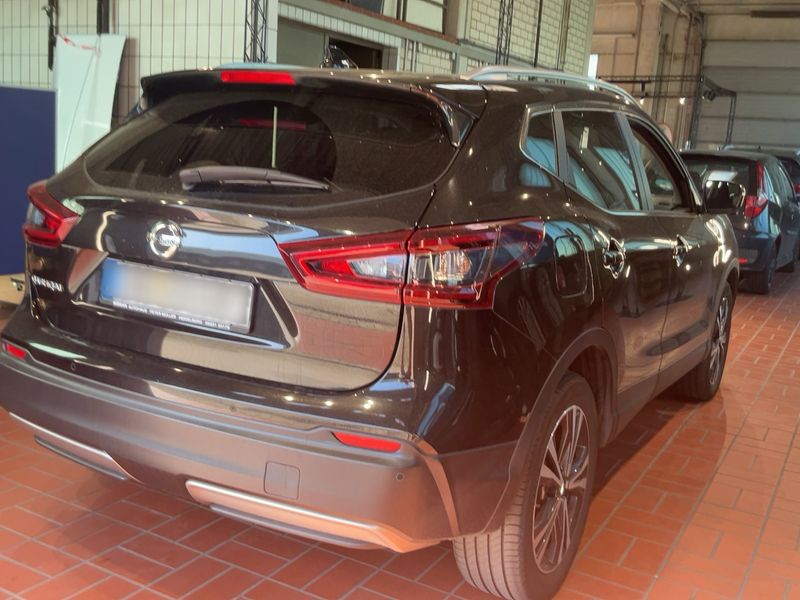 Nissan Qashqai 1.3 DIG-T N-Connecta 2020 – снимка 8